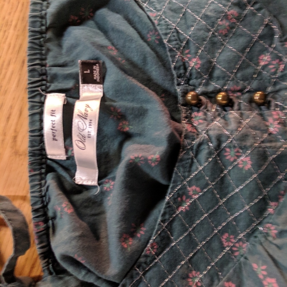 Old Navy blouse